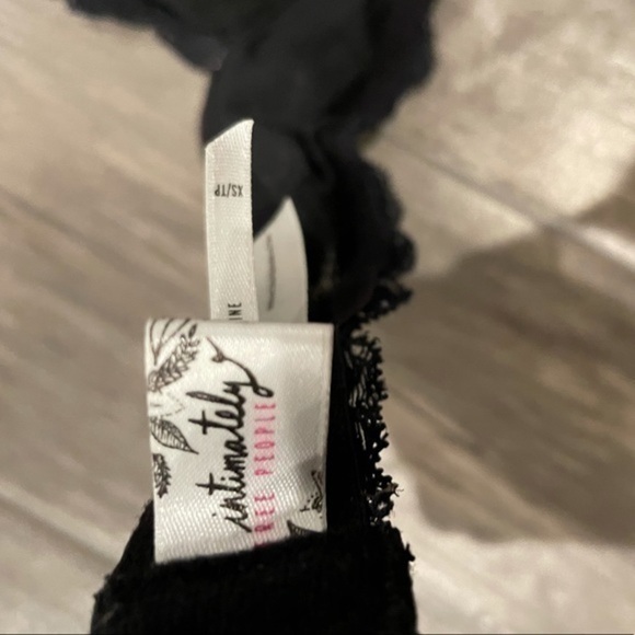 Free People Black Lace Halter Bralette Top - Picture 2 of 3